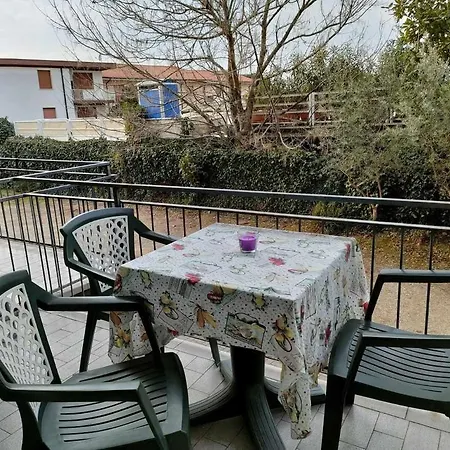 Florida B2-200m Dal Lago,a/c,balcone Лацизе
