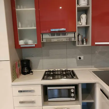 Florida B2-200m Dal Lago,a/c,balcone Апартаменты *