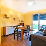 Apartment Florida B2-200m Dal Lago,a/c,balcone
