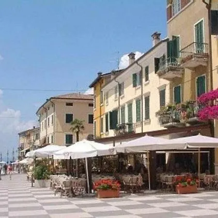 Florida B2-200m Dal Lago,a/c,balcone Lazise